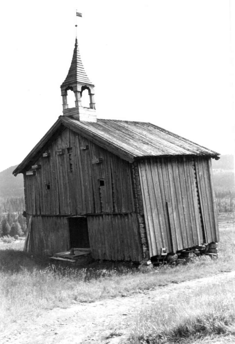 Søndre Vestby, Trysil, Hedmark 1960. Stabbur med tårn, datert 1858.
