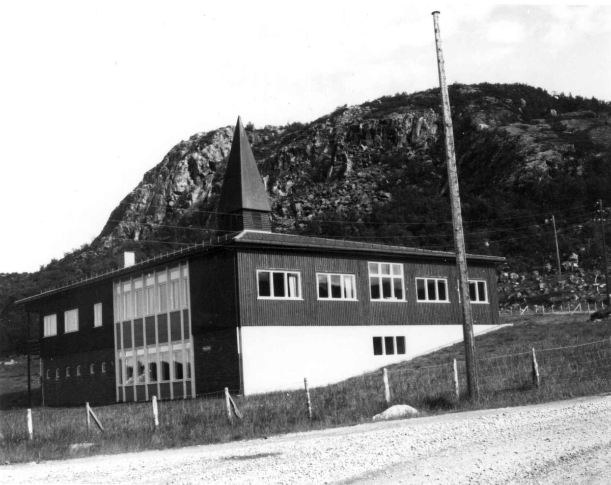 Tårnet skole, Jarfjord 1968.