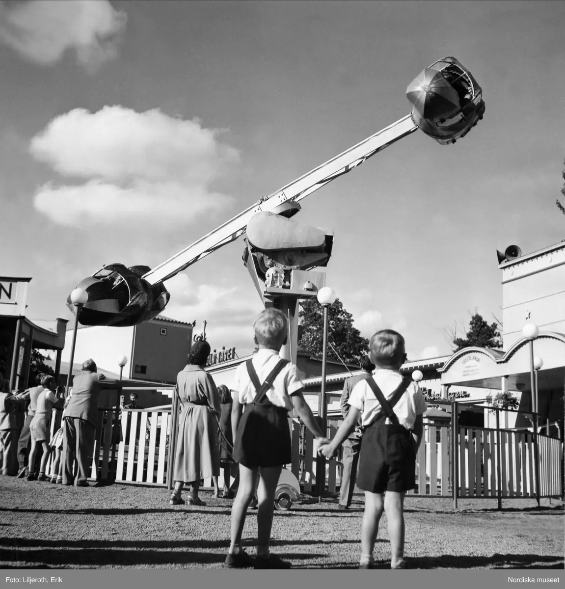 Göteborg. Karusell på Lisebergs nöjesfält