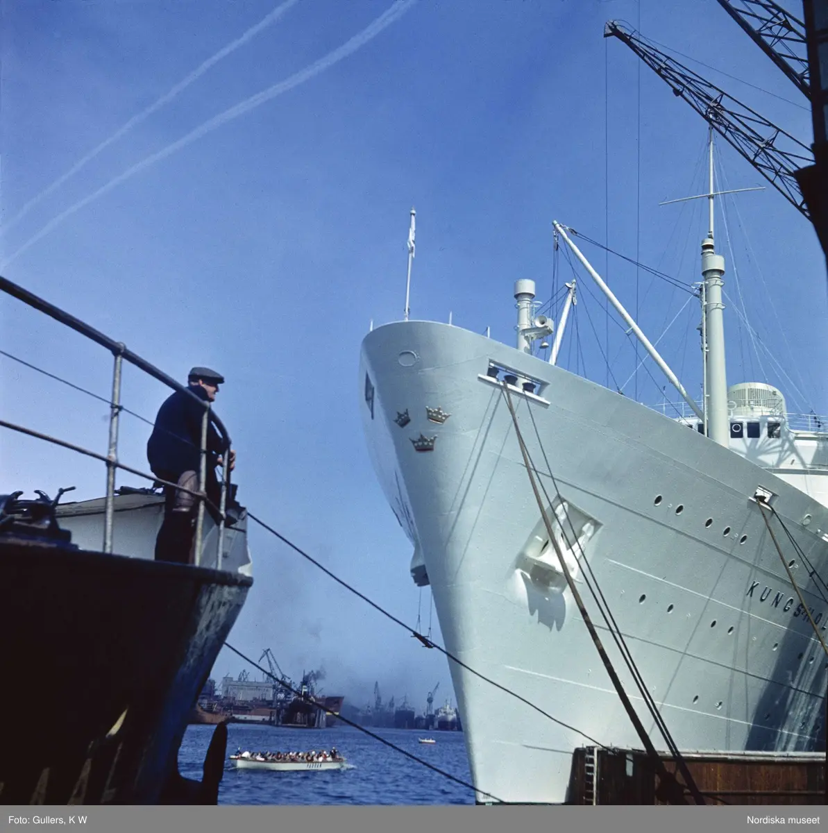 Göteborg. Fartyget M/S Kungsholm vid kaj.