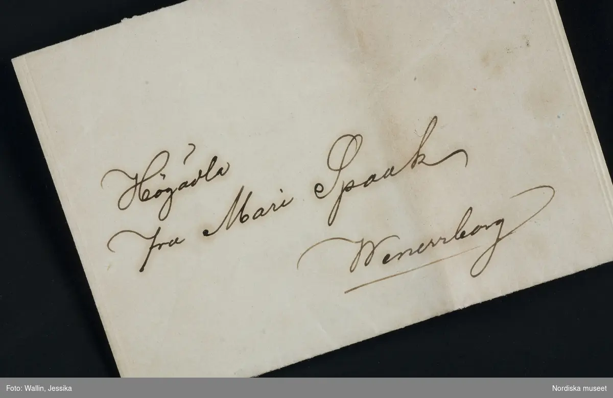 Inbjudningskort adresserat till högädla fru Mari Spaak, Wenersborg. Inbjudan till vigsel mellan Jacob Dahl och Ida Christina Spaak i Vänersborg den 30 april 1850.