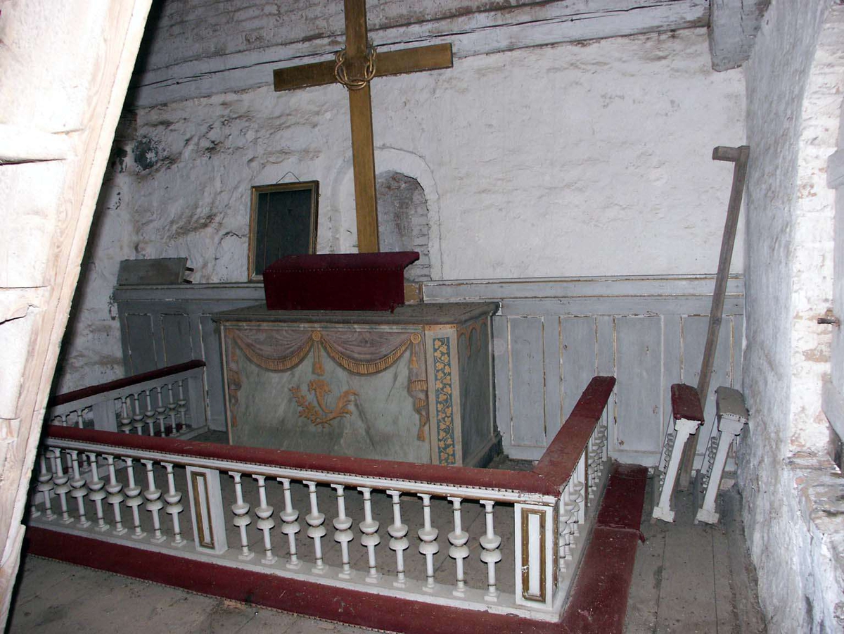 Det gamla altaret i Häggeby kyrka, Häggeby socken, Uppland 2005