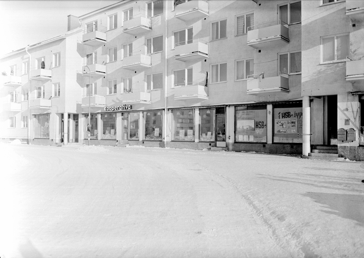Skyltfönster - Kooperativa, Fålhagsgatan, Uppsala februari 1942