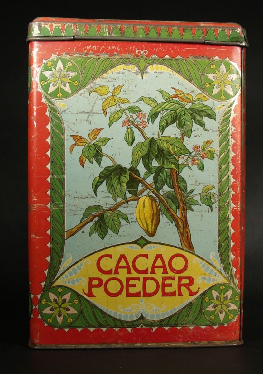 Motiv av kakaoplante - innhausting av kakao- landskap med palmetre. Ramme og ornamenter rundt i art nouveau-stil.