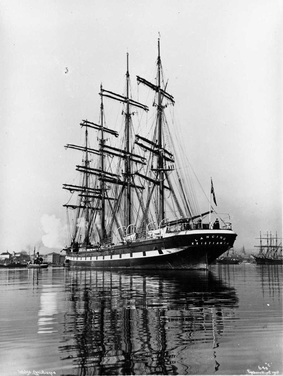 Lancing (b. 1866, R. Napier & Sons, Glasgow), 4-mastet skip, Norges største, 409" lang, 44" bred, 2546 tonns