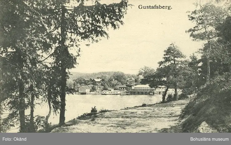 Tryckt text på vykortets framsida: "Gustafsberg."