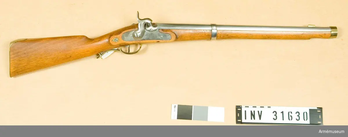 Grupp E II.

Karbin med slaglås, preussisk modell 1840-talet. Insurgentgevär från 1848, aldrig använd i Danmark.