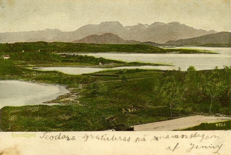 Notering på kortet: Hjorunfjord.