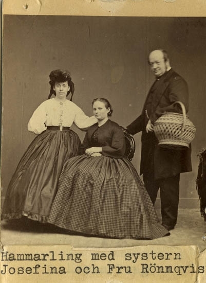 Hammarling med systern Josefina och fru Rönnqvist, Uddevalla.