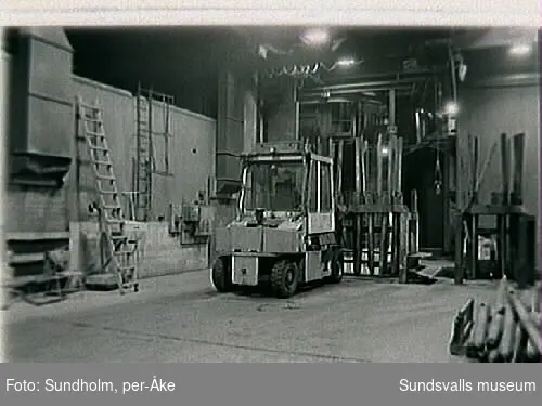 Dokumentation av aluminiumsmältverket GA Metall AB, Sundsvall. Samtidig dokumentation med Tekniska museet, Stockholm.
