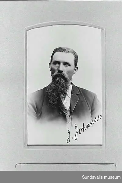 Förman J Johansson, står först (som nr 1) i albumet