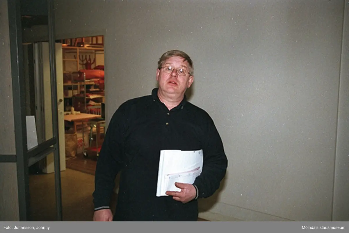 Alf Garthman, museitekniker på Mölndals museum, 1999.