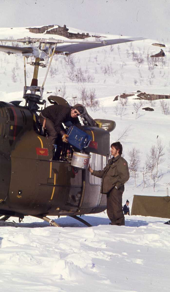 Helikopter av typen Bell UH-1B brukt av det norske Luftforsvaret.