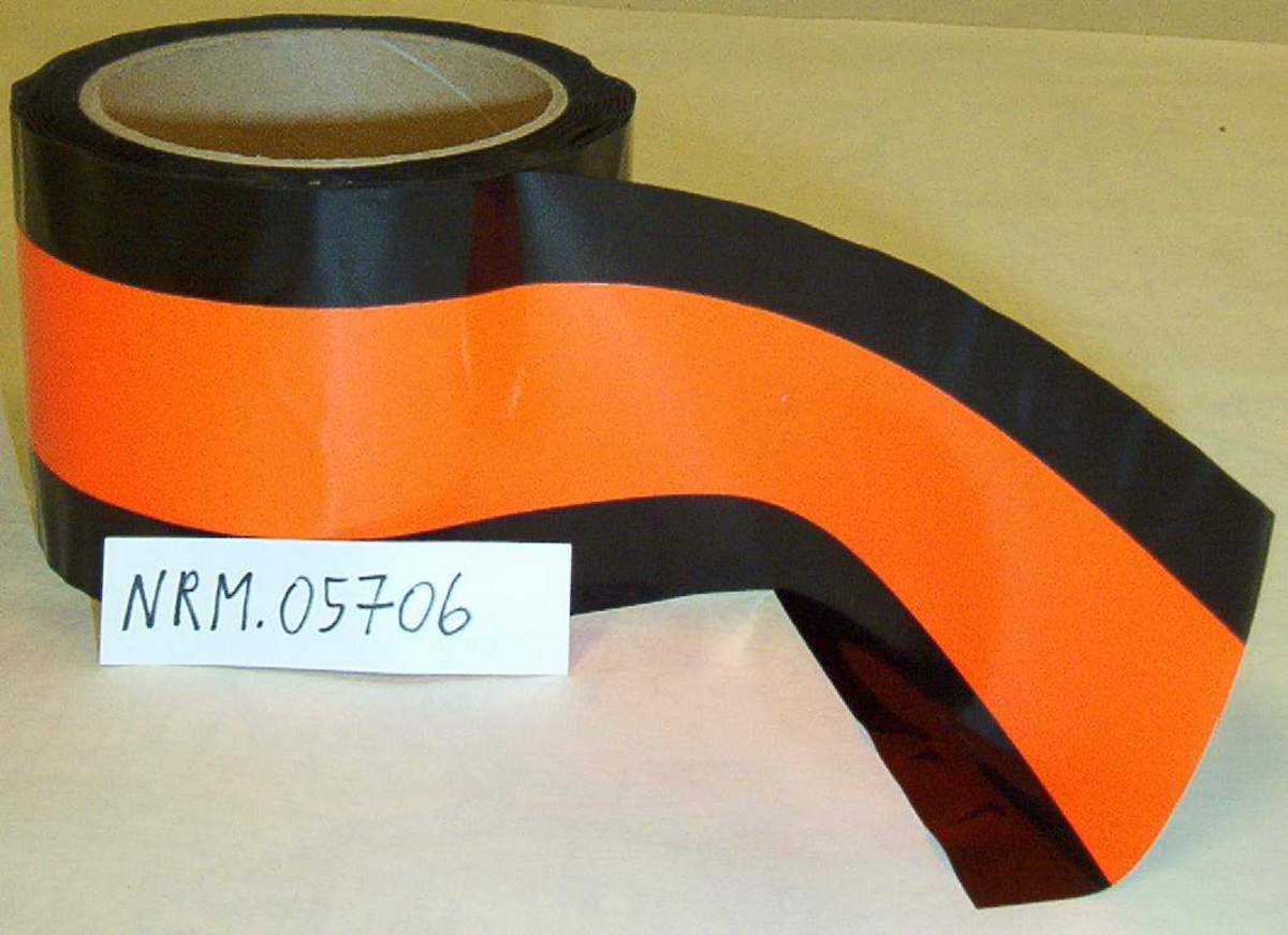 042uM2B4Ld38?dimension=1200x1200