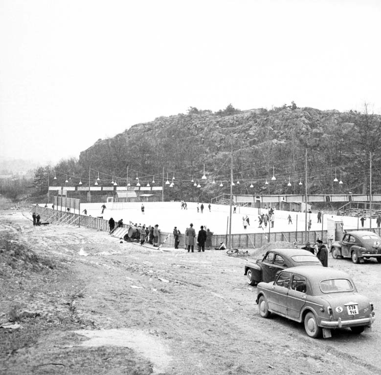 Enligt notering: "Ishockeybanor (Bjursjön) Odinsberg. Valkeskroken 10/1 1960".