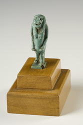 Amulett med fødselsgudinnen Tawerets hode [Objekt]