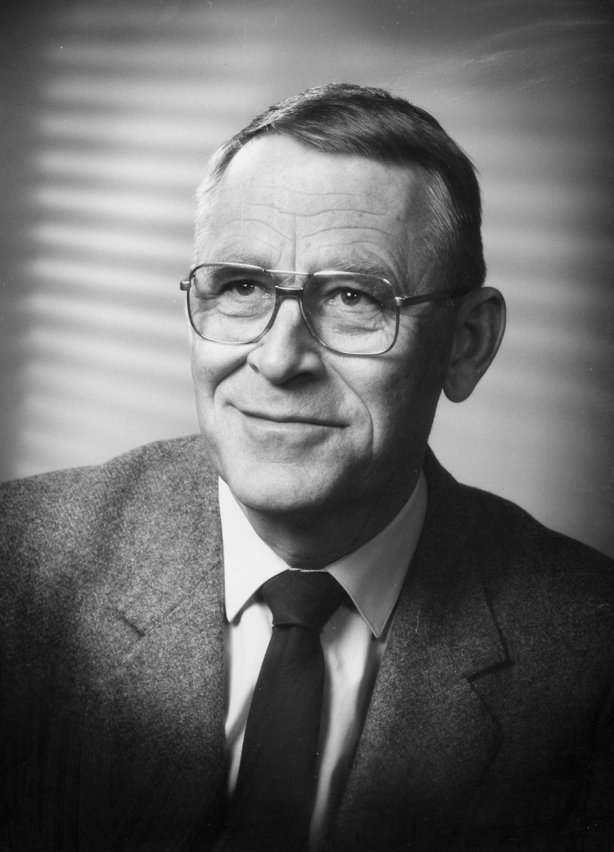 postmester, Olsen Harold Bjørn, portrett