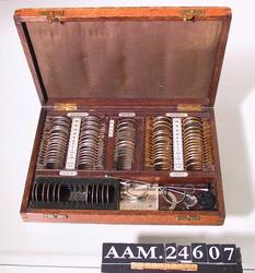 Brilleprøvesett i etui