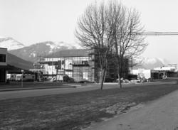 Nesset Sparebank under bygging i Eidsvåg.