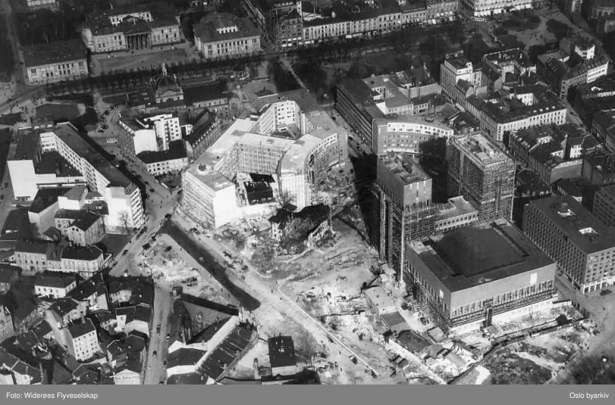 Rådhuset - Oslo byarkiv / DigitaltMuseum