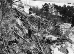 Bygging av Boggetunnelen på Buggestranda. .Tunnelarbeidet på