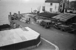 Tysk krigsmateriell på fergekaia.