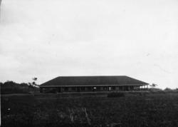 Den nybygde bestyrer- og kontorbygningen til URCEL i Uganda.