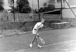 Jon Erik Ross, Hamar IL, tennis.