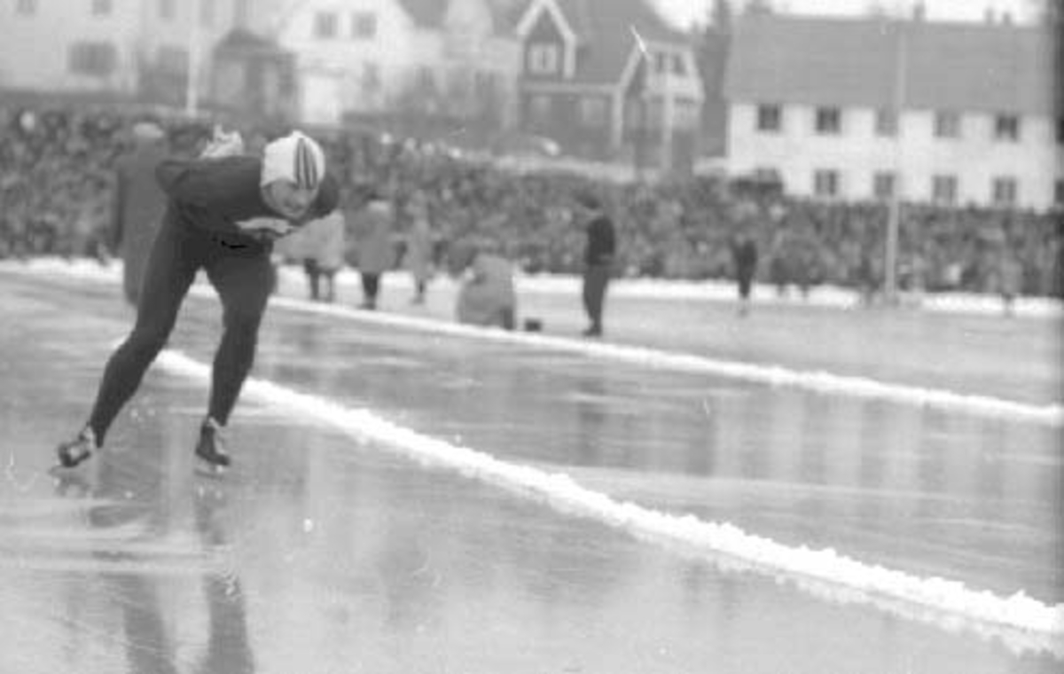 Hamar stadion, skøyteløp, verdensmesterskap på skøyter 1952, VM 1952, Hjalmar "Hjallis" Andersen, 1. - 2. mars 1952
