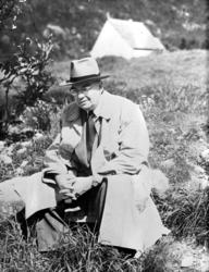 PORT. AV CARL NORMANN. FOTO, H. NORMANN.