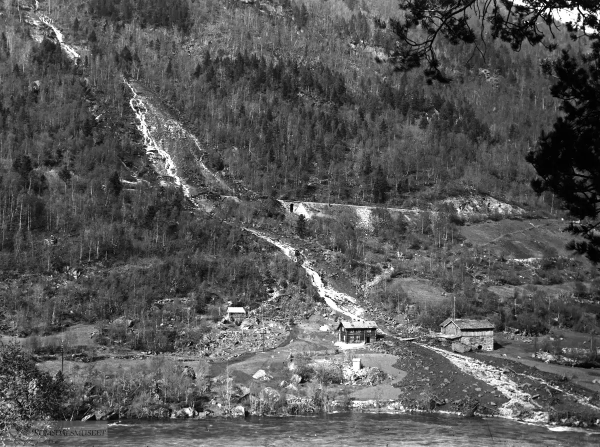Jordraset på Hersel 5.mai.1934..Gunn Hersel eier gården i dag (2023).