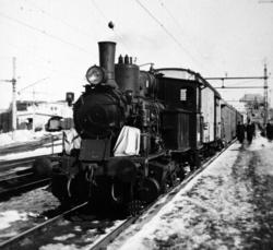 NSB skiftelokomotiv type 25c på Kristiansand stasjon