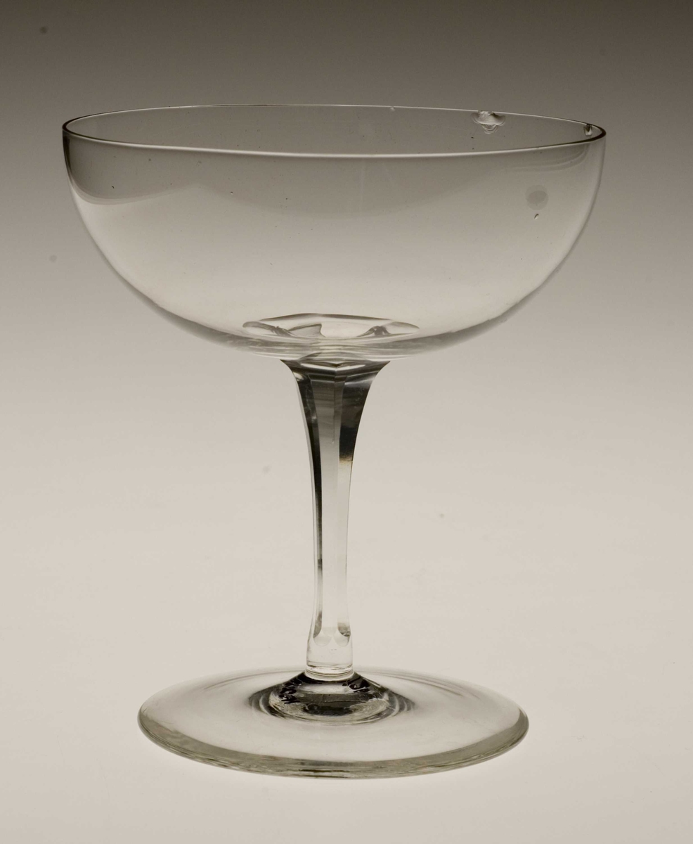 Oppstillingsliste: " Champagneglass / Glass."