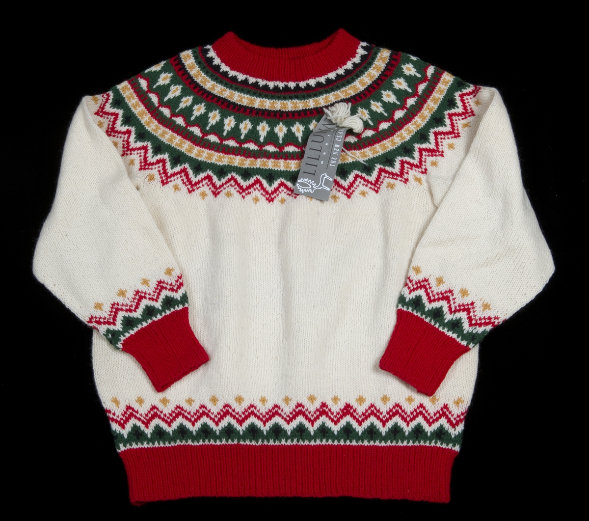 Strikket genser av ull fra Lillunn.