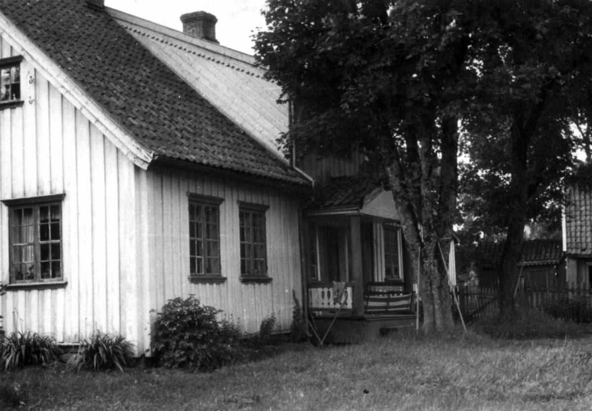 Henningsmoen
Fra dr. Eivind S. Engelstads storgårdsundersøkelser 1954.